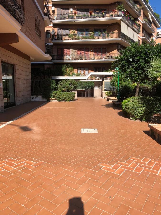 Le Petite Resort B&B Rome Exterior photo
